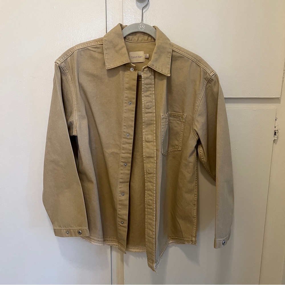 limited edition jennie x calvin klein denim shirt jacket in beige